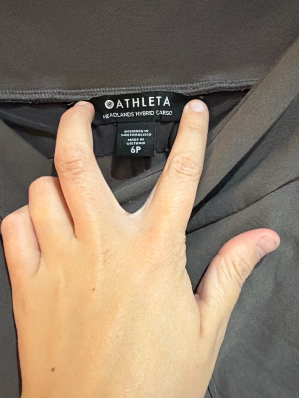 Athleta modern headlands hybrid cargo pants - Picture 2 of 3